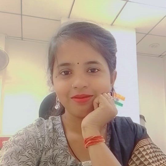 Riya, CreativeSquadz team member